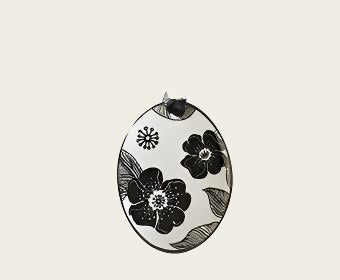 Nachtbloem Collectie ovaal porseleinen ketting hanger