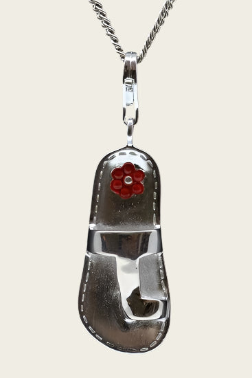Zilveren Teenslipper groot rode bloem hanger en/of bedel