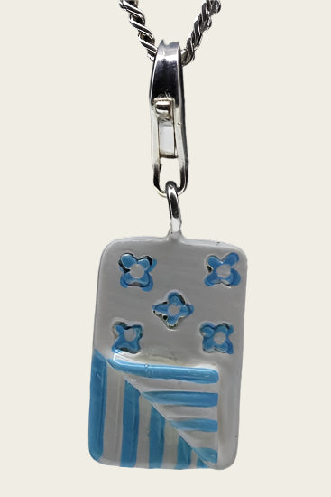 Zilveren Slaapzak blauw wit hanger en/of bedel