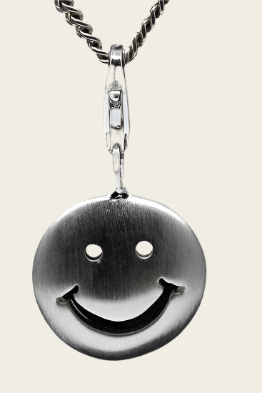 Zilveren Smiley mat hanger en/of bedel