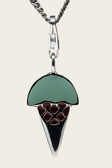 Zilveren IJshoorn met pistache hanger en/of bedel