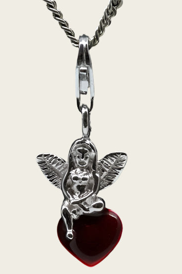 Zilveren Engel op rood hart hanger en/of bedel