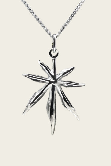 Zilveren Hennepblad wiet groot ketting hanger