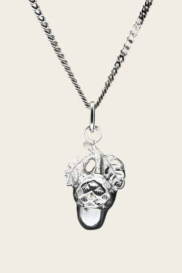 Zilveren Eikel met blad ketting hanger