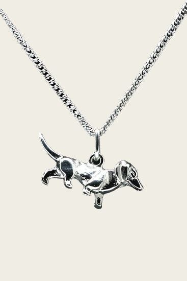 Zilveren Teckel ketting hanger - glad