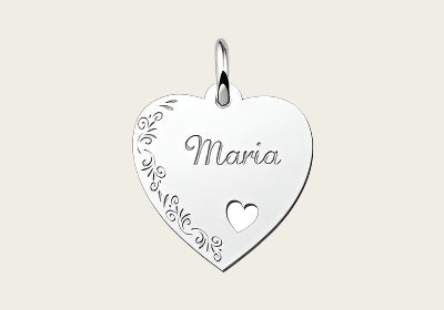 Zilveren graveerplaatje Hart met hartje en bloemenrand ketting hanger
