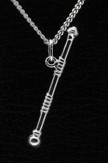 Zilveren Majorette stok ketting hanger