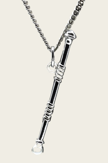 Zilveren Majorettestok ketting hanger