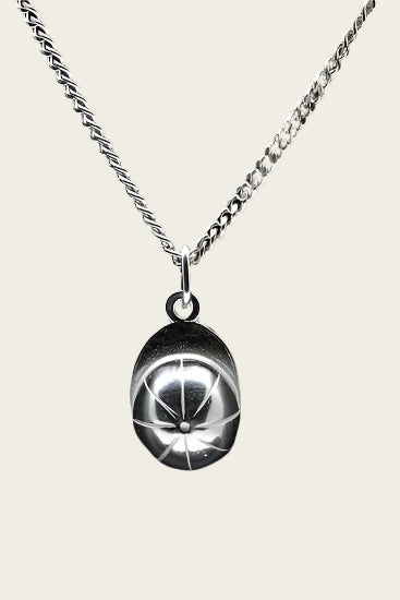 Zilveren Jockey cap ketting hanger