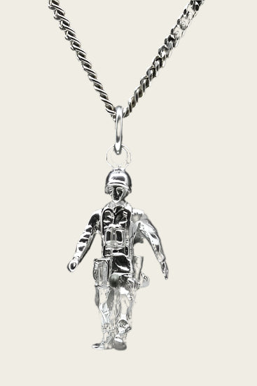 Zilveren Soldaat Militair ketting hanger