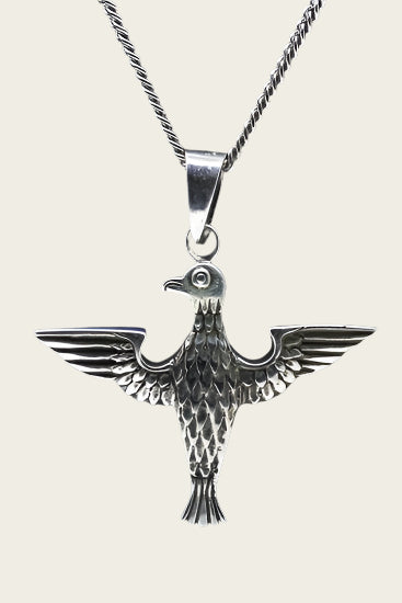 Zilveren Adelaar staand ketting hanger