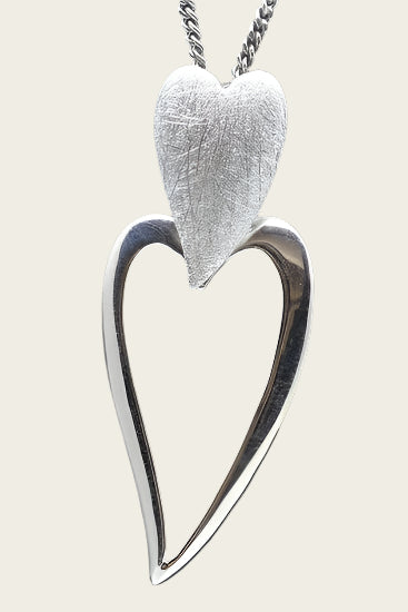 Zilveren Hart dubbel mat-glans beweegbaar ketting hanger