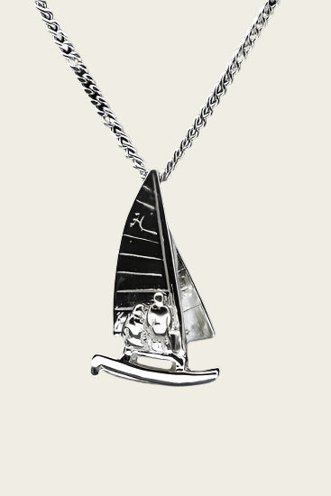 Zilveren Catamaran ketting hanger