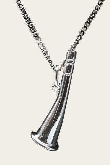 Zilveren Scheepstoeter ketting hanger