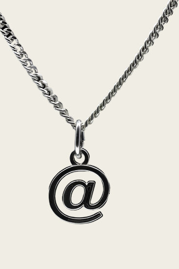 Zilveren @ - apestaartje ketting hanger