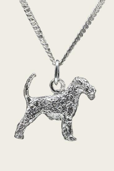Zilveren Airedale terrier met staart ketting hanger - groot