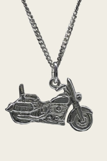 Zilveren Motor Heritage met beschermplaat ketting hanger