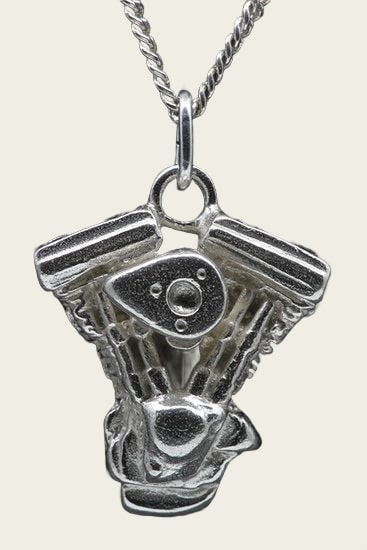 Zilveren Evo motorblok S&S filter ketting hanger