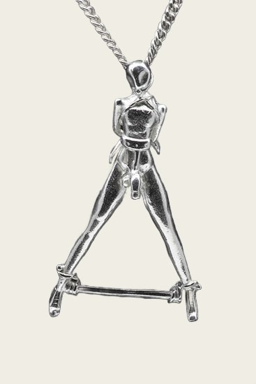 Zilveren SM bondage man ketting hanger
