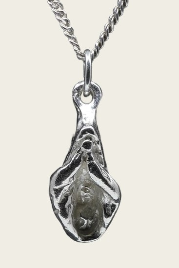 Zilveren Vagina ketting hanger