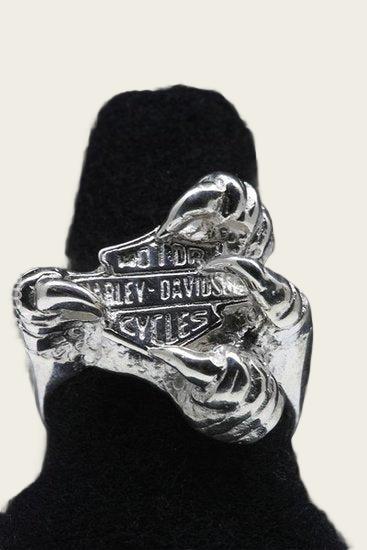 Zilveren Motor embleem met klauw ring