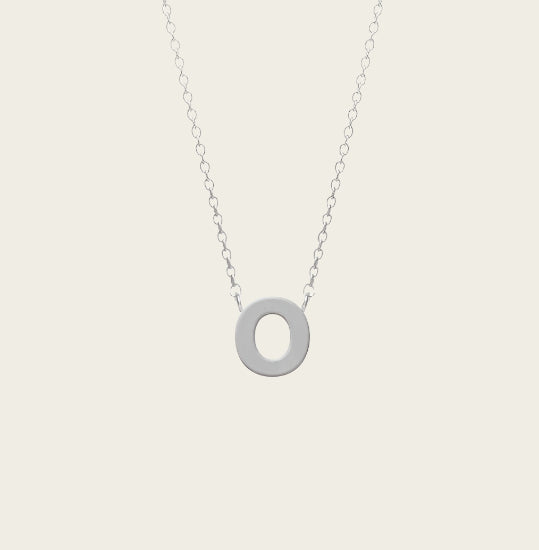 Stainless steel Letter O pendant + chain 45-50 cm in stainless steel