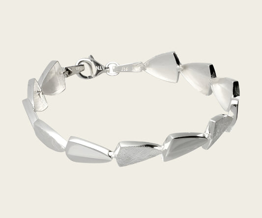 Zilveren design armband Arrow mat-glans 19 cm