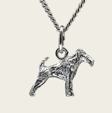 Zilveren Fox terrier draadhaar ketting hanger - klein