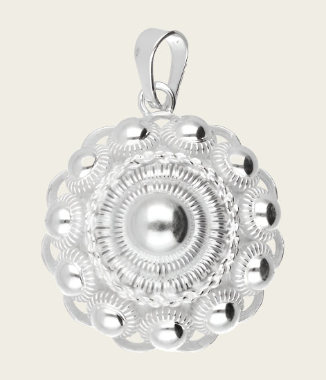 Zilveren Zeeuwse knop knoop 26 mm. ketting hanger