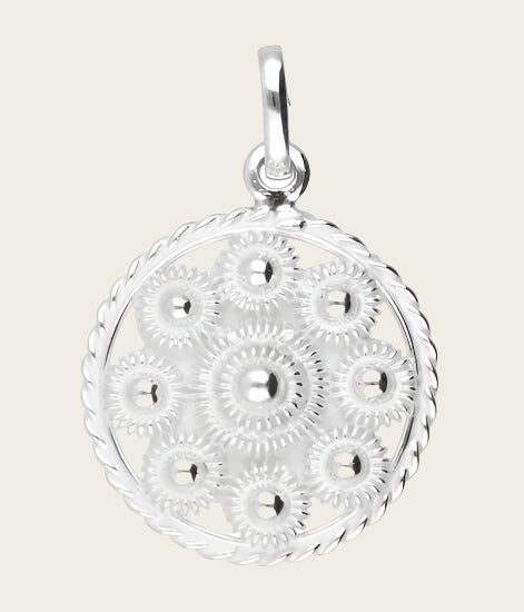 Zilveren Goese platte knop knoop 18 mm. ketting hanger