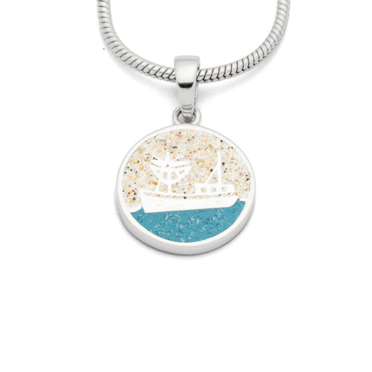 Zilveren ketting hanger Vissersboot in zee met echt zand KHZ-5767-2