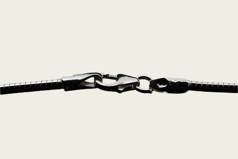 Zilveren Omega Spang halsketting 3. middel - dikte 2,0 mm - 45 cm