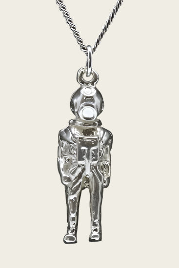 Zilveren Helmduiker ketting hanger