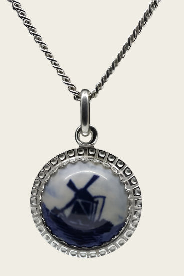 Zilveren Molen Delftsblauw rond 16mm ketting hanger