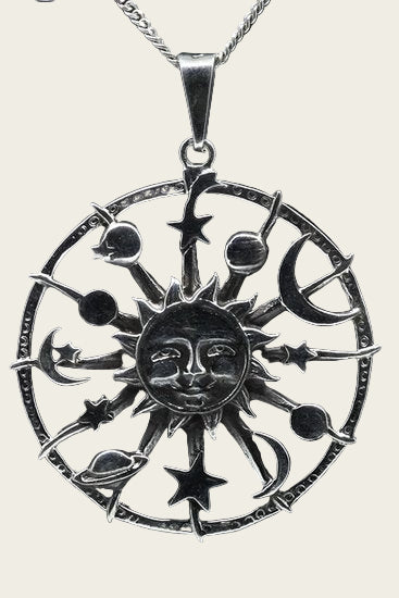 Zilveren Zon met sterren ketting hanger