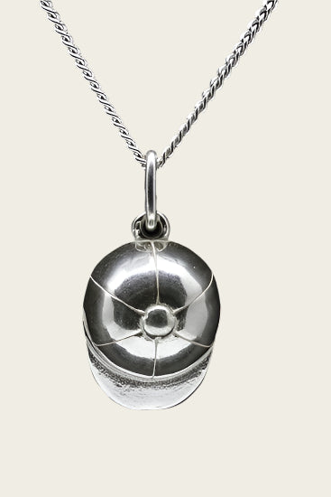 Zilveren Jockey cap ketting hanger - groot