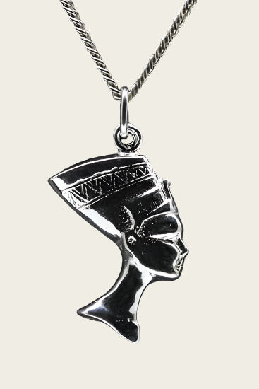 Zilveren Nefretete ketting hanger