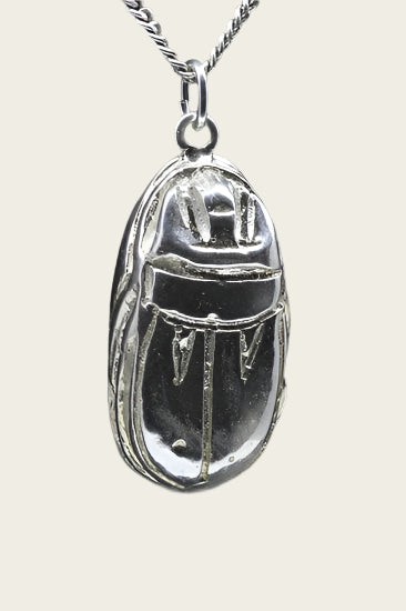 Zilveren Scarabee XL ketting hanger