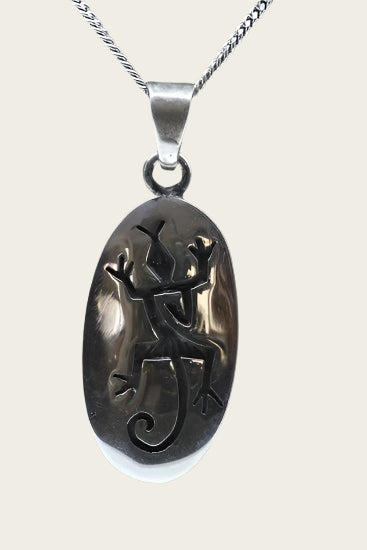 Zilveren Indiaan Hagedis ovaal hopi style ketting hanger