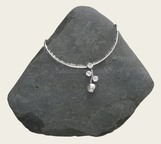 Ashanger met ketting Joy met 3 swarovski kristallen verzilverd - massief