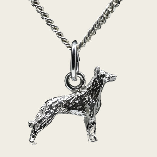 Zilveren Beauceron ketting hanger - oren gecoupeerd - klein